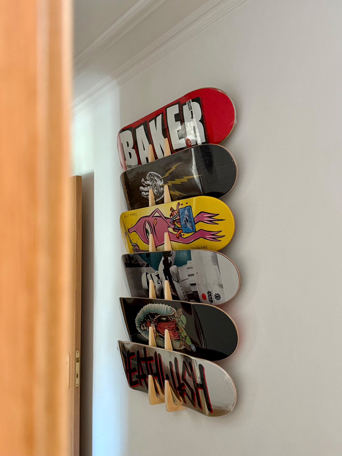 Arisa Skateboard Multi Rack