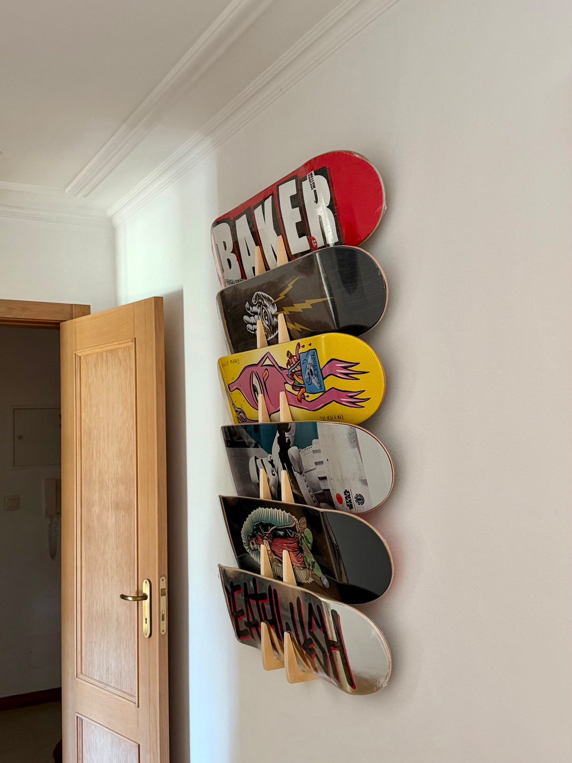 Arisa Skateboard Multi Rack