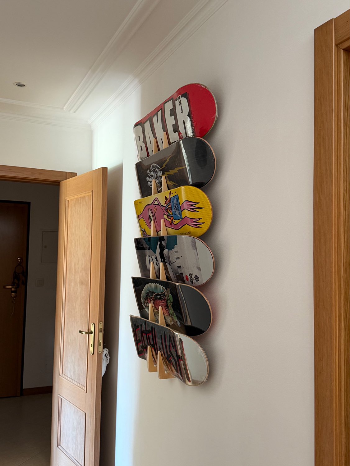 Arisa Skateboard Multi Rack